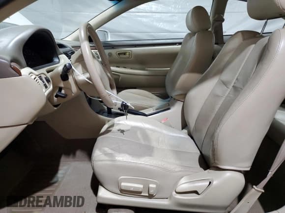 ✅ 2001 Toyota Solara SE • VIN: 2T1CF22P01C434735 • Лот: 61920315. Опубликован ранее на Copart с пробегом 156 917 миль. Бесплатный доступ к архиву аукционных продаж из США и подробный отчёт об истории автомобиля на DreamBid. Изображение 7.