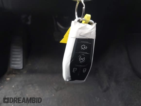 ✅ 2015 Ford Mustang V6 • VIN: 1FA6P8AM3F5389076 • Lot: 43320824. Listed on IAAI with 125,113 mi. Free auction sales archive from the USA and detailed vehicle history report at DreamBid. Image 11.