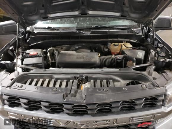 ✅ 2019 Chevrolet Silverado 1500 Custom • VIN: 1GCRYBEH4KZ308328 • Lot: 62193385. Wystawiony na Copart z przebiegiem 98 537 mil. Bezpłatny archiwum sprzedaży aukcyjnych z USA i szczegółowy raport historii pojazdu na DreamBid. Zdjęcie 11.