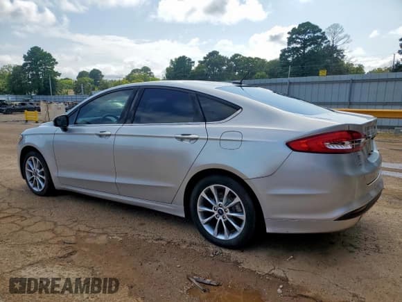 ✅ 2017 Ford Fusion SE • VIN: 3FA6P0HD9HR145486 • Lot: 71119655. Listed on Copart with 153,924 mi. Free auction sales archive from the USA and detailed vehicle history report at DreamBid. Image 2.