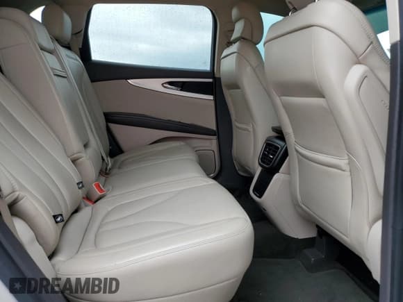✅ 2019 Lincoln Nautilus Standard • VIN: 2LMPJ6J90KBL42738 • Lot: 78929354. Listed on Copart with 58,098 mi. Free auction sales archive from the USA and detailed vehicle history report at DreamBid. Image 11.