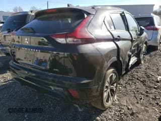 ✅ 2022 Mitsubishi Eclipse Cross SE • VIN: JA4ATWAA0NZ017769 • Lot: 65957922. Listed on Copart with 16,240 mi. Free auction sales archive from the USA and detailed vehicle history report at DreamBid. Image 4.