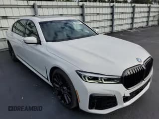 ✅ 2022 BMW 7 Series 740i • VIN: WBA7T2C02NCK12866 • Лот: 65695382. Опубликован ранее на Copart с пробегом 3 299 миль. Бесплатный доступ к архиву аукционных продаж из США и подробный отчёт об истории автомобиля на DreamBid. Изображение 1.