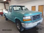 ✅ 1994 Ford F-150 • VIN: 1FTEF15N4RLA40379 • Lot: 41809241. Listed on IAAI with 173,537 mi. Free auction sales archive from the USA and detailed vehicle history report at DreamBid. Image 1.