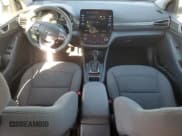 ✅ 2021 Hyundai Ioniq Blue • VIN: KMHC65LCXMU245302 • Lot: 88247775. Wystawiony na Copart z przebiegiem 65 161 mil. Bezpłatny archiwum sprzedaży aukcyjnych z USA i szczegółowy raport historii pojazdu na DreamBid. Zdjęcie 8.