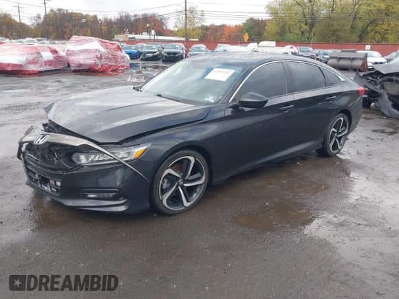 ✅ 2019 Honda Accord Sport • VIN: 1HGCV2F30KA018461 • Лот: 43547432. Опубликован ранее на IAAI с пробегом 83 373 миль. Бесплатный доступ к архиву аукционных продаж из США и подробный отчёт об истории автомобиля на DreamBid. Изображение 18.