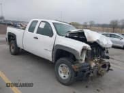 ✅ 2008 Chevrolet Silverado 2500HD 1LT • VIN: 1GCHK29K38E182871 • Lot: 42067577. Wystawiony na IAAI z przebiegiem 262 626 mil. Bezpłatny archiwum sprzedaży aukcyjnych z USA i szczegółowy raport historii pojazdu na DreamBid. Zdjęcie 17.