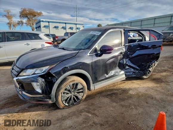 ✅ 2019 Mitsubishi Eclipse Cross LE • VIN: JA4AT4AA6KZ011524 • Lot: 95201445. Listed on Copart with 90,076 mi. Free auction sales archive from the USA and detailed vehicle history report at DreamBid. Image 1.