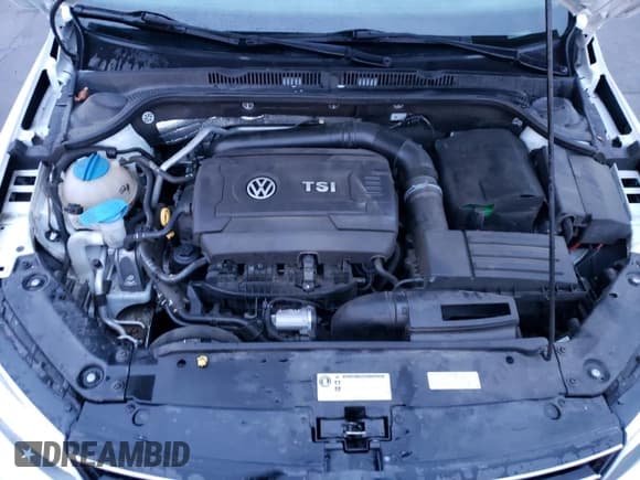 ✅ 2015 Volkswagen Jetta SE • VIN: 3VWD07AJ7FM256186 • Лот: 86718074. Опубликован ранее на Copart с пробегом 83 778 миль. Бесплатный доступ к архиву аукционных продаж из США и подробный отчёт об истории автомобиля на DreamBid. Изображение 11.