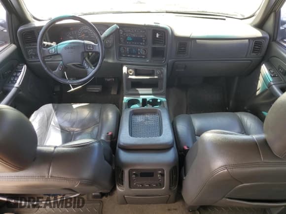 ✅ 2007 GMC Sierra 2500HD SLT • VIN: 1GTHK23D17F167868 • Lot: 66686895. Listed on Copart with 184,941 mi. Free auction sales archive from the USA and detailed vehicle history report at DreamBid. Image 8.