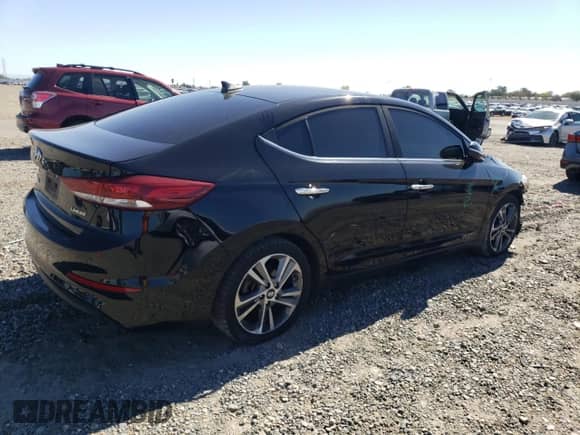 ✅ 2017 Hyundai Elantra SE • VIN: KMHD84LF6HU174611 • Lot: 85322915. Wystawiony na Copart z przebiegiem 138 988 mil. Bezpłatny archiwum sprzedaży aukcyjnych z USA i szczegółowy raport historii pojazdu na DreamBid. Zdjęcie 3.
