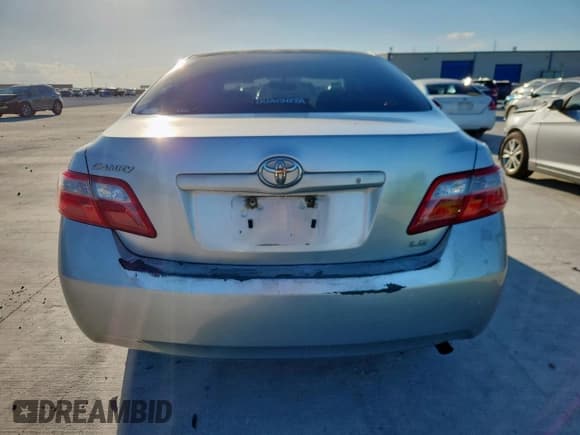 ✅ 2007 Toyota Camry XLE • VIN: JTNBE46KX73058714 • Лот: 85710025. Опубликован ранее на Copart с пробегом 206 891 миль. Бесплатный доступ к архиву аукционных продаж из США и подробный отчёт об истории автомобиля на DreamBid. Изображение 6.
