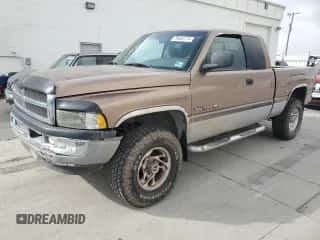 2001 Dodge 1500 с VIN 3B7HF13Z91M271798, выставлен на аукционе Copart как лот 79483774 с пробегом 121 354 миль миль и Списание • Salvage title. История ставок и продаж доступна на DreamBid. Изображение 1.