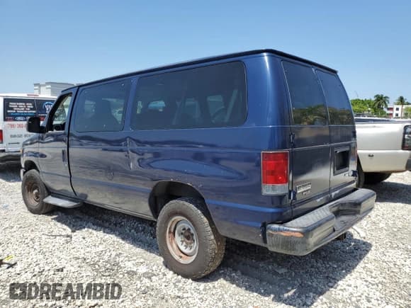 ✅ 2011 Ford Econoline Passenger XL • VIN: 1FBNE3BL5BDA28764 • Lot: 57280255. Wystawiony na Copart z przebiegiem 120 837 mil. Bezpłatny archiwum sprzedaży aukcyjnych z USA i szczegółowy raport historii pojazdu na DreamBid. Zdjęcie 2.