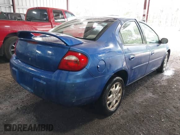 2005 Dodge Neon SXT z VIN 1B3ES56CX5D287430, wystawiony jako IAAI lot #42093022 z przebiegiem 157 668 mil mil oraz . Historia ofert i sprzedaży dostępna na DreamBid. Obrazek 4.