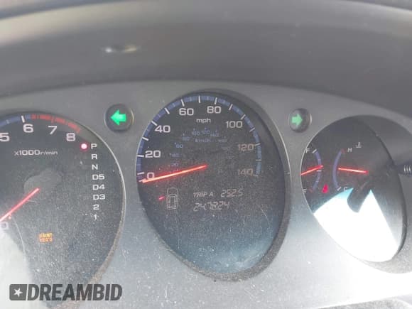 ✅ 2005 Acura MDX • VIN: 2HNYD18205H512504 • Лот: 42312459. Опубликован ранее на IAAI с пробегом 247 224 миль. Бесплатный доступ к архиву аукционных продаж из США и подробный отчёт об истории автомобиля на DreamBid. Изображение 7.