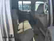 2014 Nissan Frontier Desert Runner z VIN 1N6AD0ER3EN735742, wystawiony jako Copart lot #88541935 z przebiegiem 227 969 mil mil oraz Szkoda całkowita • Salvage title. Historia ofert i sprzedaży dostępna na DreamBid. Obrazek 10.