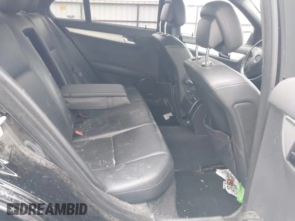 ✅ 2011 Mercedes-Benz C 300 Sport • VIN: WDDGF8BB8BR166099 • Lot: 41871096. Listed on IAAI with 171,749 mi. Free auction sales archive from the USA and detailed vehicle history report at DreamBid. Image 8.