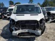 ✅ 2017 Ford Transit XL • VIN: 1FMZK1ZM1HKA86833 • Lot: 85689115. Wystawiony na Copart z przebiegiem 123 927 mil. Bezpłatny archiwum sprzedaży aukcyjnych z USA i szczegółowy raport historii pojazdu na DreamBid. Zdjęcie 5.