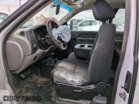 ✅ 2012 Chevrolet Silverado 2500HD • VIN: 1GB2KVCG4CZ270216 • Лот: 87874545. Опубликован ранее на Copart с пробегом 184 711 миль. Бесплатный доступ к архиву аукционных продаж из США и подробный отчёт об истории автомобиля на DreamBid. Изображение 7.