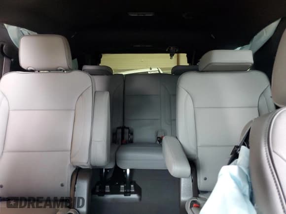 ✅ 2025 GMC Yukon • VIN: 1GKS1BRD3SR165700 • Лот: 54224155. Опубликован ранее на Copart с пробегом 2 308 миль. Бесплатный доступ к архиву аукционных продаж из США и подробный отчёт об истории автомобиля на DreamBid. Изображение 10.