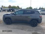 ✅ 2019 Jeep Compass Latitude • VIN: 3C4NJDBB0KT713589 • Lot: 43329595. Listed on IAAI with 31,475 mi. Free auction sales archive from the USA and detailed vehicle history report at DreamBid. Image 14.