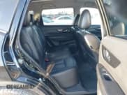 ✅ 2018 Nissan Rogue SL Hybrid • VIN: 5N1ET2MT6JC820592 • Lot: 41386493. Listed on IAAI with 135,623 mi. Free auction sales archive from the USA and detailed vehicle history report at DreamBid. Image 8.