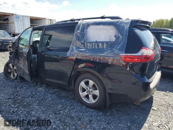 ✅ 2020 Toyota Sienna LE Auto Access Seat • VIN: 5TDKZ3DC6LS080829 • Lot: 68847735. Listed on Copart with Not provided. Free auction sales archive from the USA and detailed vehicle history report at DreamBid. Image 2.
