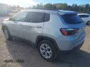 ✅ 2025 Jeep Compass Latitude • VIN: 3C4NJDBN3ST529662 • Lot: 43564463. Listed on IAAI with 8,974 mi. Free auction sales archive from the USA and detailed vehicle history report at DreamBid. Image 3.