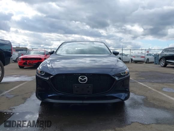 ✅ 2025 Mazda 3 S Preferred • VIN: JM1BPALMXS1757204 • Лот: 41744849. Опубликован ранее на IAAI с пробегом 2 664 миль. Бесплатный доступ к архиву аукционных продаж из США и подробный отчёт об истории автомобиля на DreamBid. Изображение 12.