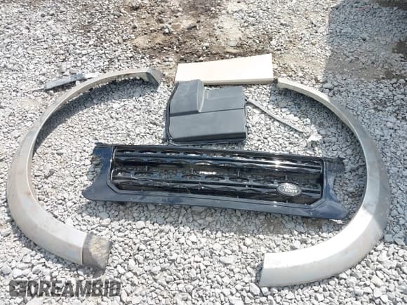 ✅ 2012 Land Rover LR4 Lux • VIN: SALAK2D45CA619966 • Lot: 43244911. Wystawiony na IAAI z przebiegiem 114 716 mil. Bezpłatny archiwum sprzedaży aukcyjnych z USA i szczegółowy raport historii pojazdu na DreamBid. Zdjęcie 12.