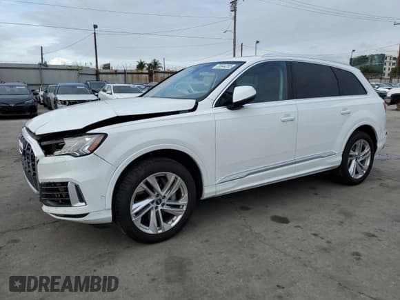✅ 2024 Audi Q7 Premium Plus • VIN: WA1LXBF73RD005671 • Лот: 55644265. Опубликован ранее на Copart с пробегом 17 711 миль. Бесплатный доступ к архиву аукционных продаж из США и подробный отчёт об истории автомобиля на DreamBid. Изображение 1.
