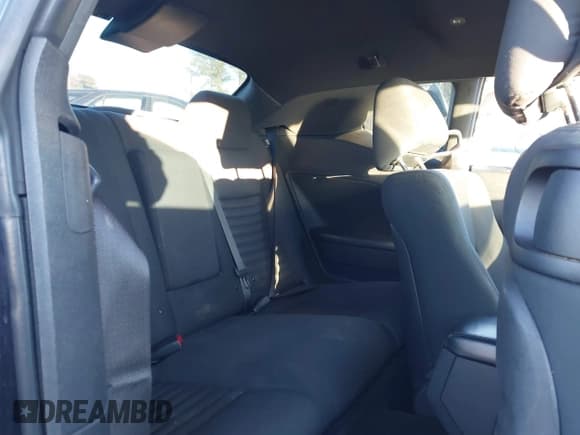 ✅ 2012 Dodge Challenger SXT • VIN: 2C3CDYAG0CH293320 • Lot: 41327797. Wystawiony na IAAI z przebiegiem 150 696 mil. Bezpłatny archiwum sprzedaży aukcyjnych z USA i szczegółowy raport historii pojazdu na DreamBid. Zdjęcie 8.