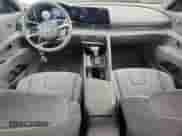 2025 Hyundai Elantra SEL Convenience z VIN KMHLS4DG3SU972172, wystawiony jako Copart lot #86272225 z przebiegiem 8 642 mil mil oraz Nie do naprawy • Non repairable. Historia ofert i sprzedaży dostępna na DreamBid. Obrazek 8.