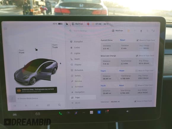 ✅ 2020 Tesla Model 3 Standard Range Plus • VIN: 5YJ3E1EA0LF792954 • Lot: 43529987. Wystawiony na IAAI z przebiegiem 60 060 mil. Bezpłatny archiwum sprzedaży aukcyjnych z USA i szczegółowy raport historii pojazdu na DreamBid. Zdjęcie 7.