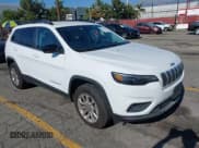 ✅ 2022 Jeep Cherokee Latitude Lux • VIN: 1C4PJMMX6ND513442 • Lot: 43753602. Wystawiony na IAAI z przebiegiem 55 107 mil. Bezpłatny archiwum sprzedaży aukcyjnych z USA i szczegółowy raport historii pojazdu na DreamBid. Zdjęcie 1.
