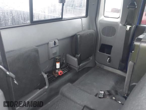 ✅ 2003 Ford Ranger XL Fleet • VIN: 1FTYR44V63PB06101 • Лот: 43376664. Опубликован ранее на IAAI с пробегом 140 299 миль. Бесплатный доступ к архиву аукционных продаж из США и подробный отчёт об истории автомобиля на DreamBid. Изображение 8.