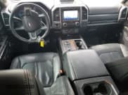 ✅ 2020 Ford Expedition Max Platinum • VIN: 1FMJK1MT5LEA06551 • Lot: 42459445. Wystawiony na Copart z przebiegiem 99 637 mil. Bezpłatny archiwum sprzedaży aukcyjnych z USA i szczegółowy raport historii pojazdu na DreamBid. Zdjęcie 8.