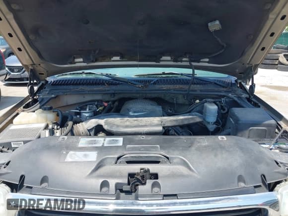 ✅ 2002 GMC Yukon SLE • VIN: 1GKEK13VX2R297438 • Lot: 42844157. Listed on IAAI with 268,994 mi. Free auction sales archive from the USA and detailed vehicle history report at DreamBid. Image 10.