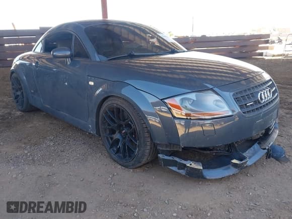 ✅ 2006 Audi TT • VIN: TRUWD28N961005250 • Lot: 43480626. Wystawiony na IAAI z przebiegiem 167 679 mil. Bezpłatny archiwum sprzedaży aukcyjnych z USA i szczegółowy raport historii pojazdu na DreamBid. Zdjęcie 1.