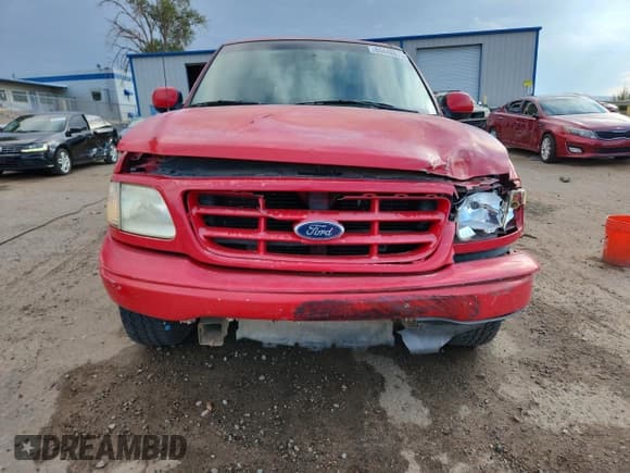 ✅ 2003 Ford F-150 XL • VIN: 1FTRX17243NB08550 • Lot: 84448875. Listed on Copart with 238,968 mi. Free auction sales archive from the USA and detailed vehicle history report at DreamBid. Image 5.