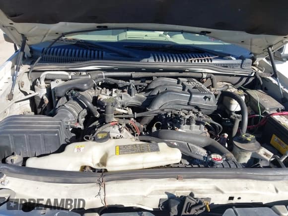 ✅ 2006 Mercury Mountaineer Luxury • VIN: 4M2EU47E06ZJ00536 • Lot: 43331923. Wystawiony na IAAI z przebiegiem 193 637 mil. Bezpłatny archiwum sprzedaży aukcyjnych z USA i szczegółowy raport historii pojazdu na DreamBid. Zdjęcie 10.