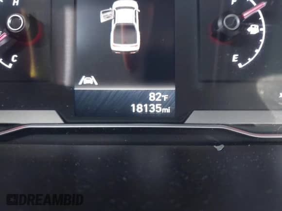 ✅ 2024 Hyundai Santa Cruz SEL • VIN: 5NTJBDDE8RH110825 • Лот: 42230112. Размещён на IAAI с пробегом 18 135 миль миль. Получите бесплатный доступ к архиву аукционных продаж из США и посмотрите подробный отчёт об истории автомобиля на DreamBid. Изображение 15.