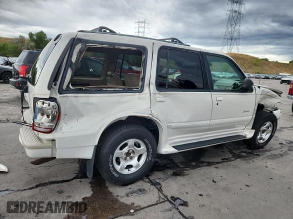 ✅ 1999 Ford Explorer XLT • VIN: 1FMZU34EXXZB68314 • Lot: 80711795. Listed on Copart with 242,075 mi. Free auction sales archive from the USA and detailed vehicle history report at DreamBid. Image 3.