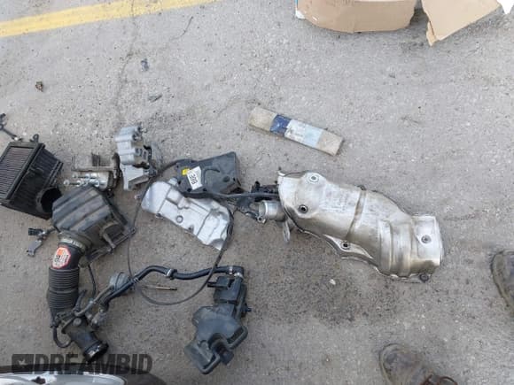 ✅ 2017 Jeep Renegade Sport • VIN: ZACCJAAHXHPG09784 • Lot: 41891869. Listed on IAAI with 92,798 mi. Free auction sales archive from the USA and detailed vehicle history report at DreamBid. Image 12.