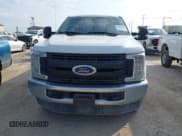 ✅ 2019 Ford F-250 XL • VIN: 1FT7W2BT1KEF78761 • Lot: 42983604. Listed on IAAI with 122,326 mi. Free auction sales archive from the USA and detailed vehicle history report at DreamBid. Image 12.