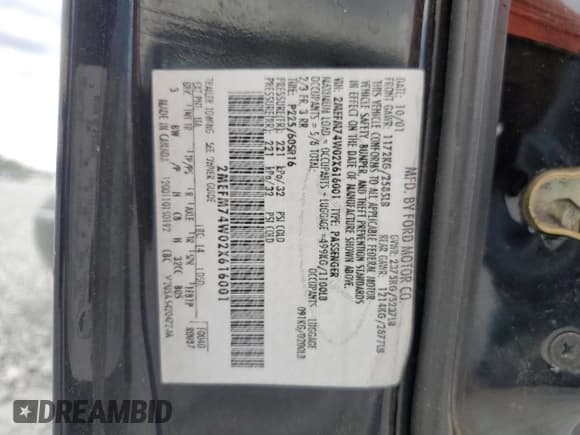 ✅ 2002 Mercury Grand Marquis GS • VIN: 2MEFM74W02X616001 • Lot: 69116725. Listed on Copart with 162,936 mi. Free auction sales archive from the USA and detailed vehicle history report at DreamBid. Image 12.