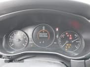 ✅ 2023 Mazda CX-50 S Premium Plus • VIN: 7MMVABEM7PN108865 • Lot: 42049215. Wystawiony na IAAI z przebiegiem 33 285 mil. Bezpłatny archiwum sprzedaży aukcyjnych z USA i szczegółowy raport historii pojazdu na DreamBid. Zdjęcie 7.