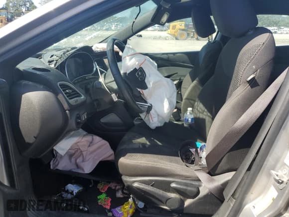 ✅ 2016 Dodge Dart SXT • VIN: 1C3CDFBB8GD529643 • Lot: 81985105. Wystawiony na Copart z przebiegiem 107 242 mil. Bezpłatny archiwum sprzedaży aukcyjnych z USA i szczegółowy raport historii pojazdu na DreamBid. Zdjęcie 7.