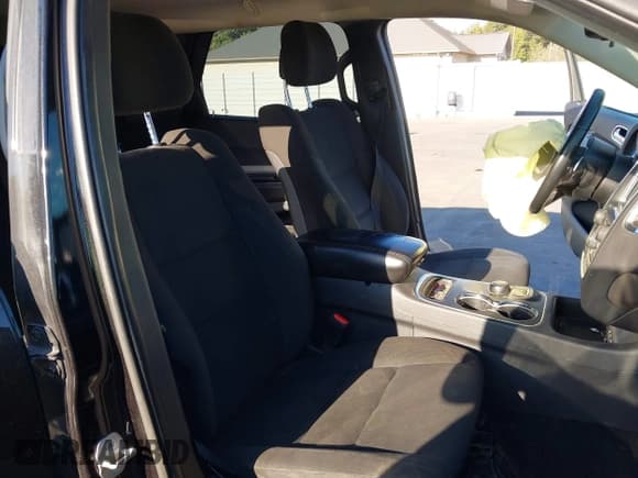 ✅ 2015 Dodge Durango SXT • VIN: 1C4RDHAG1FC937694 • Lot: 43457085. Wystawiony na IAAI z przebiegiem 235 674 mil. Bezpłatny archiwum sprzedaży aukcyjnych z USA i szczegółowy raport historii pojazdu na DreamBid. Zdjęcie 5.